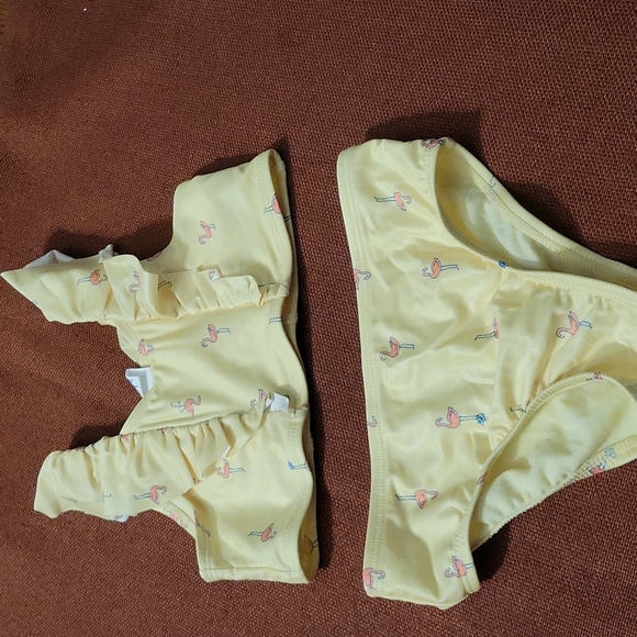 Two swimsuits - Picture 3 of 5